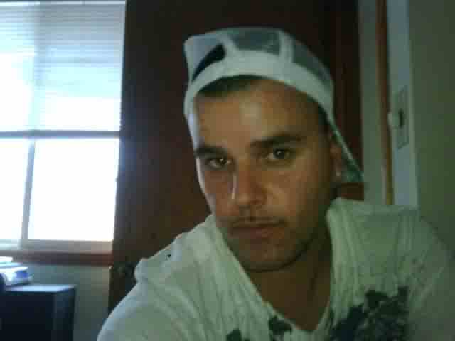 zr2far's Profile Picture